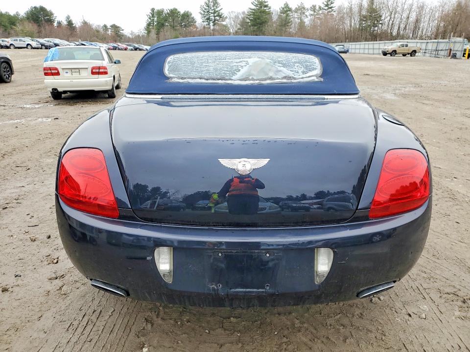 47454026 :رقم المزاد ، SCBDR33W97C047564 vin ، 2007 Bentley Continental مزاد بيع