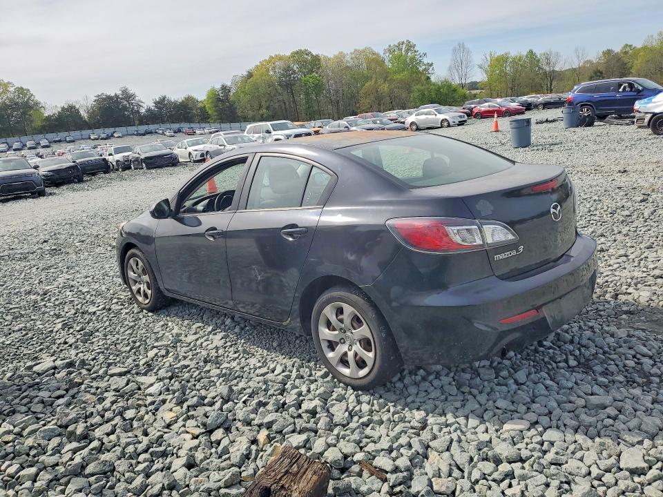 49447836 :رقم المزاد ، JM1BL1TG9D1763360 vin ، 2013 Mazda 3 مزاد بيع