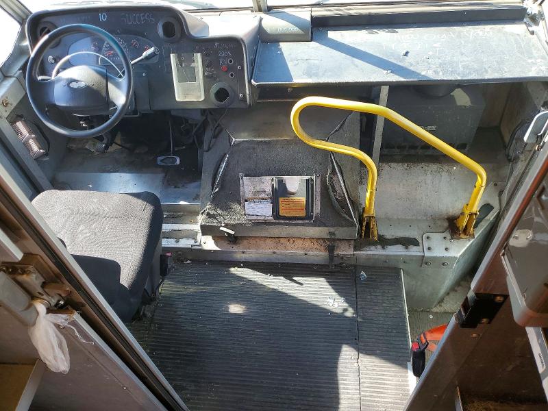 2003 Ford E450 მანქანა იყიდება აუქციონზე, vin: 1FCLE49L93HB23269, აუქციონის ნომერი: 52104576