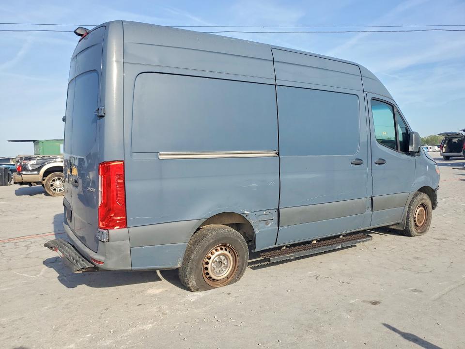 48874946 :رقم المزاد ، WD4PF0CDXKP086459 vin ، 2019 Mercedes Benz Sprinter مزاد بيع