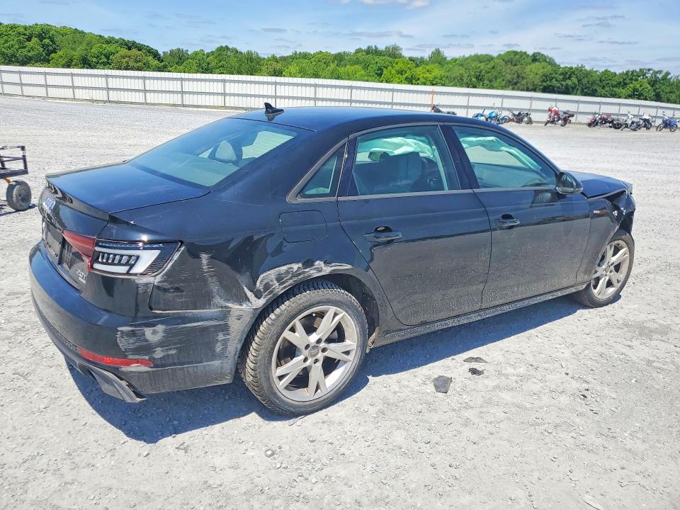 51013576 :رقم المزاد ، WAUKMAF4XJA076640 vin ، 2018 Audi A4 مزاد بيع
