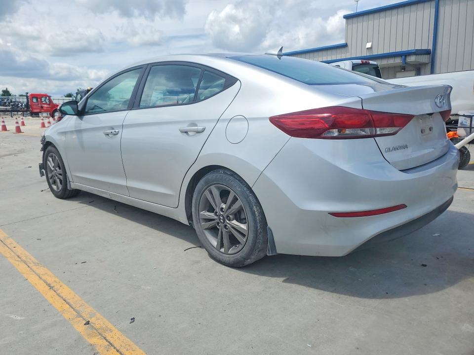51242566 :رقم المزاد ، 5NPD84LF1JH323317 vin ، 2018 Hyundai Elantra مزاد بيع