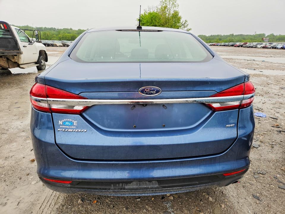 51135616 :رقم المزاد ، 3FA6P0H78JR272567 vin ، 2018 Ford Fusion مزاد بيع