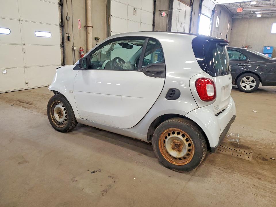 Aukcja sprzedaży 2017 Smart Fortwo, vin: WMEFJ5DA1HK169713, numer aukcji: 51904706
