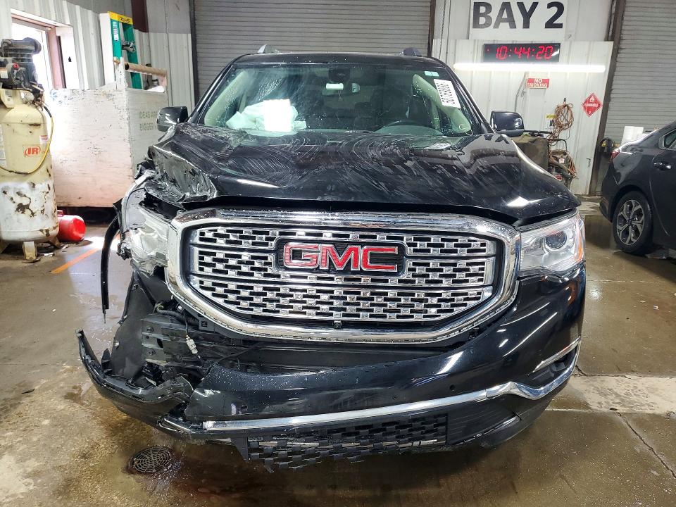 50769886 :رقم المزاد ، 1GKKNXLS1JZ201407 vin ، 2018 Gmc Acadia مزاد بيع