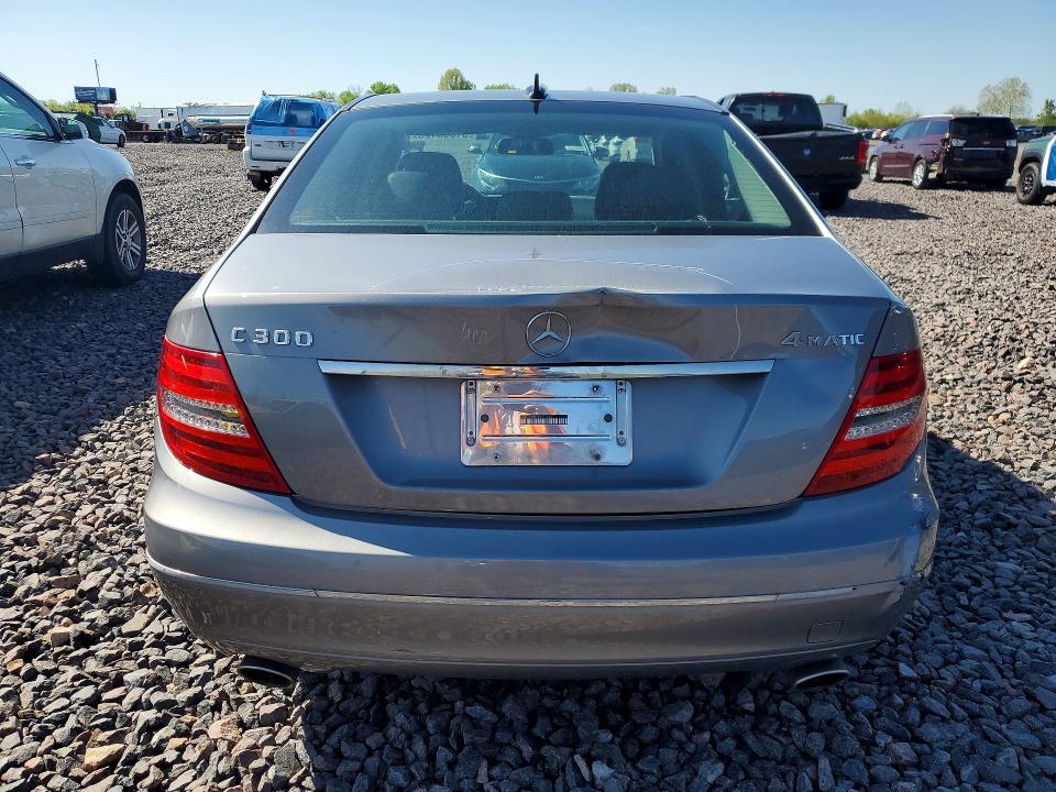 51333126 :رقم المزاد ، WDDGF8BBXCR211044 vin ، 2012 Mercedes-benz C مزاد بيع