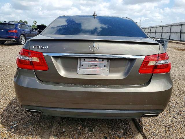 Продажа на аукционе авто 2011 Mercedes-benz E, vin: WDDHF5GB5BA454849, номер лота: 49812116