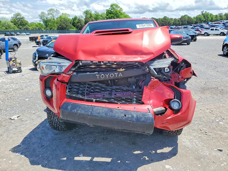 51641286 :رقم المزاد ، JTEBU5JR0H5414607 vin ، 2017 Toyota 4runner مزاد بيع