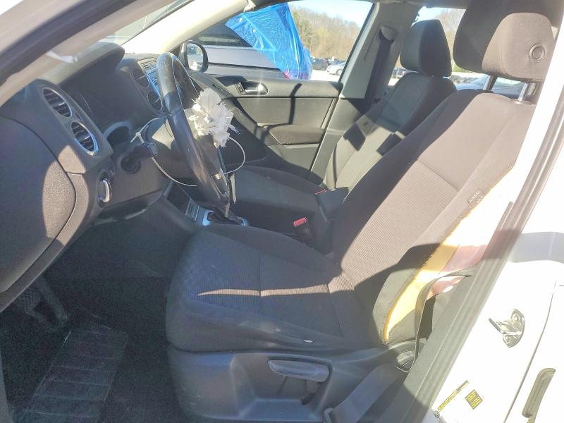 50802376 :رقم المزاد ، WVGAV3AX8DW611332 vin ، 2013 Volkswagen Tiguan مزاد بيع