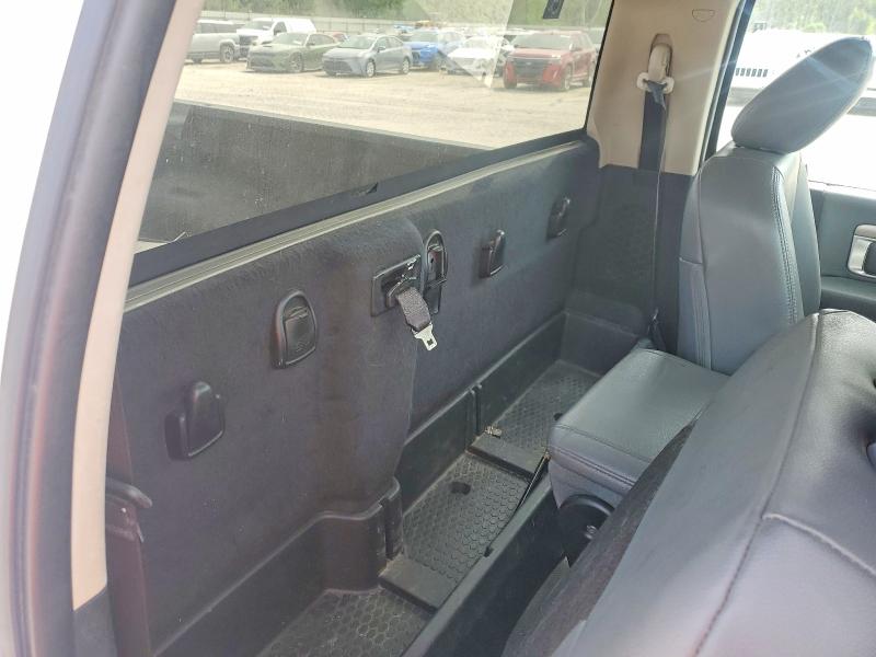 50528036 :رقم المزاد ، 3C6JR7DGXFG604581 vin ، 2015 Ram 1500 مزاد بيع