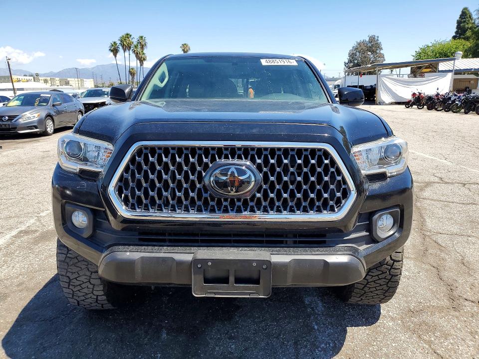 48851916 :رقم المزاد ، 5TFBZ5DN6HX003621 vin ، 2017 Toyota Tacoma مزاد بيع