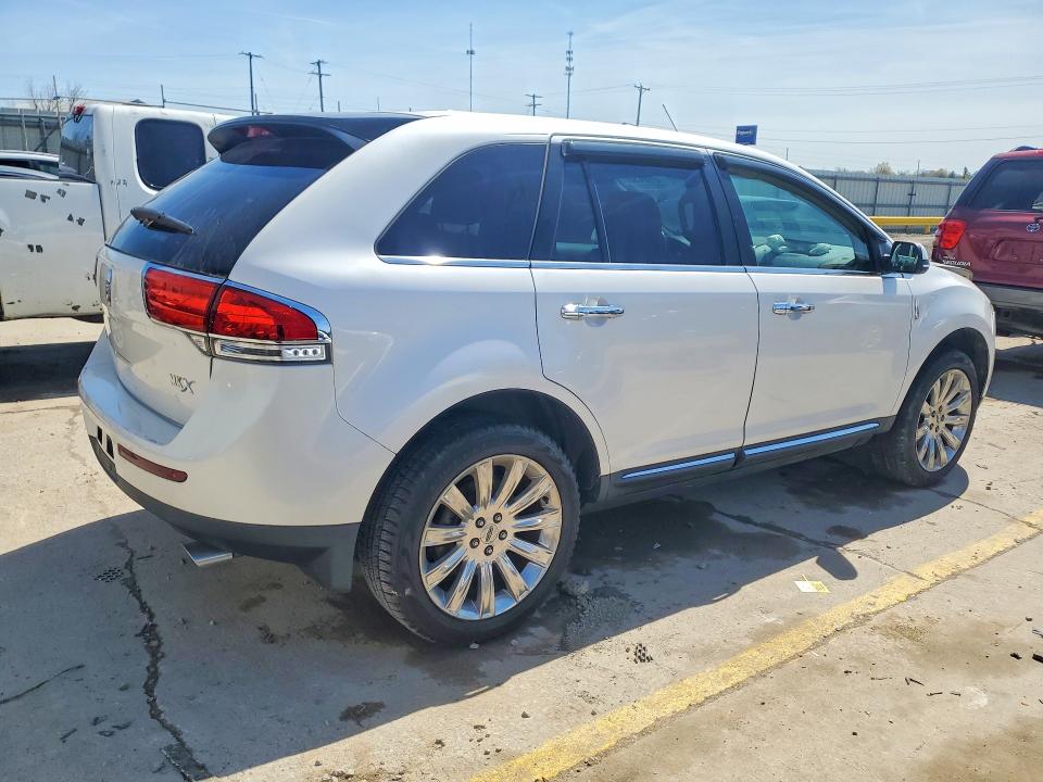 2014 Lincoln Mkx მანქანა იყიდება აუქციონზე, vin: 2LMDJ6JK1EBL17499, აუქციონის ნომერი: 48984306