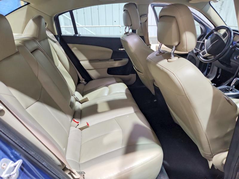 49804916 :رقم المزاد ، 1C3BC2FGXBN580836 vin ، 2011 Chrysler 200 مزاد بيع