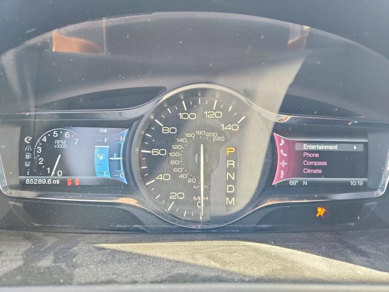 49160196 :رقم المزاد ، 2LMDJ6JK9BBJ23671 vin ، 2011 Lincoln Townhouse Mkx مزاد بيع