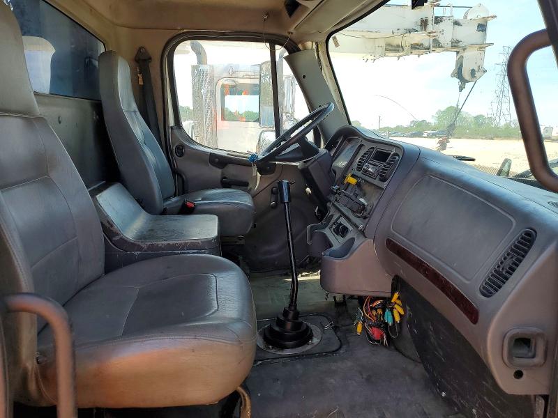Продажа на аукционе авто 2006 Freightliner M2, vin: 1FVHCYDC36HW65521, номер лота: 47217656