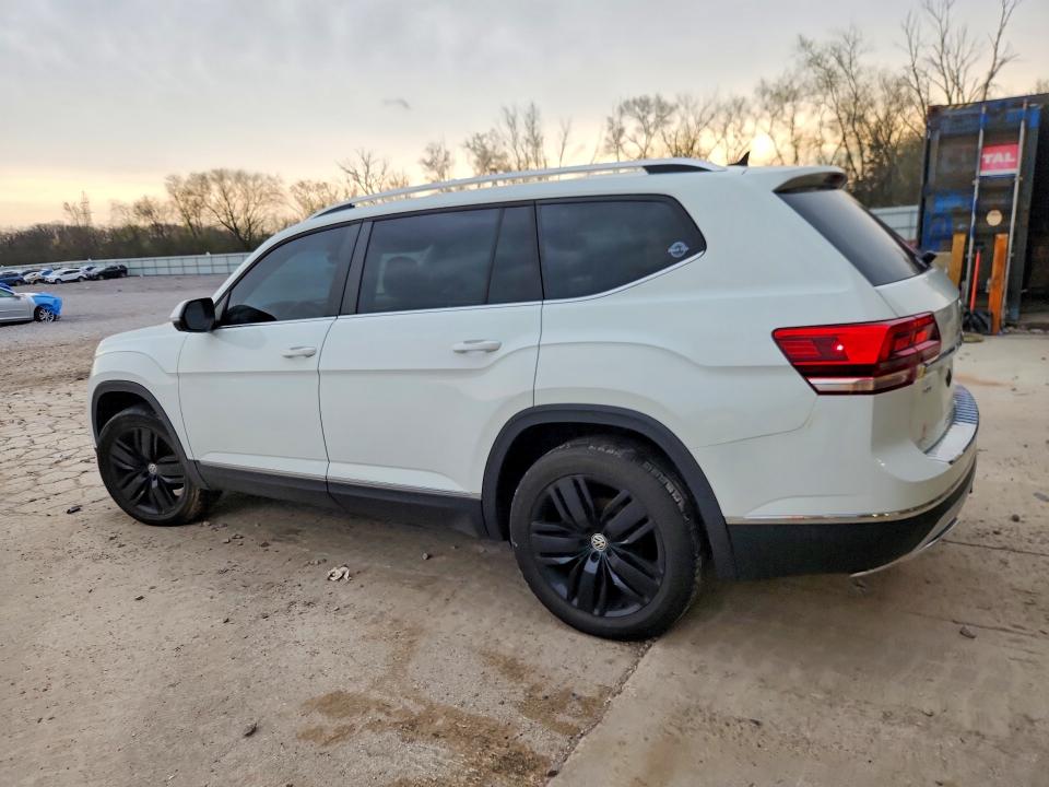 50229496 :رقم المزاد ، 1V2MR2CA3JC550170 vin ، 2018 Volkswagen Atlas مزاد بيع