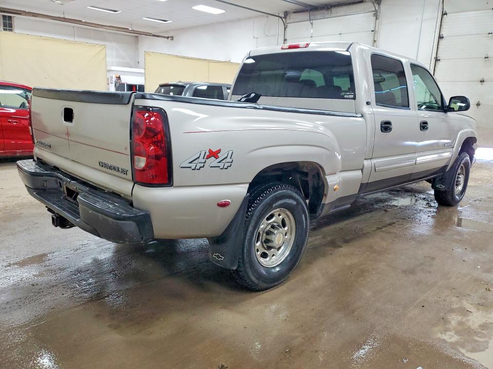 49984296 :رقم المزاد ، 1GCGK13U85F913073 vin ، 2005 Chevrolet Silverado مزاد بيع