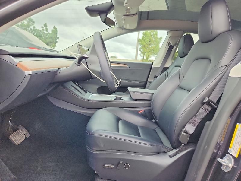 Продаж на аукціоні авто 2025 Tesla Model Y, vin: 7SAYGDED3SF319160, номер лоту: 49595386