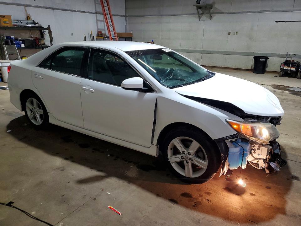 2013 Toyota Camry მანქანა იყიდება აუქციონზე, vin: 4T1BF1FK7DU719231, აუქციონის ნომერი: 48828426