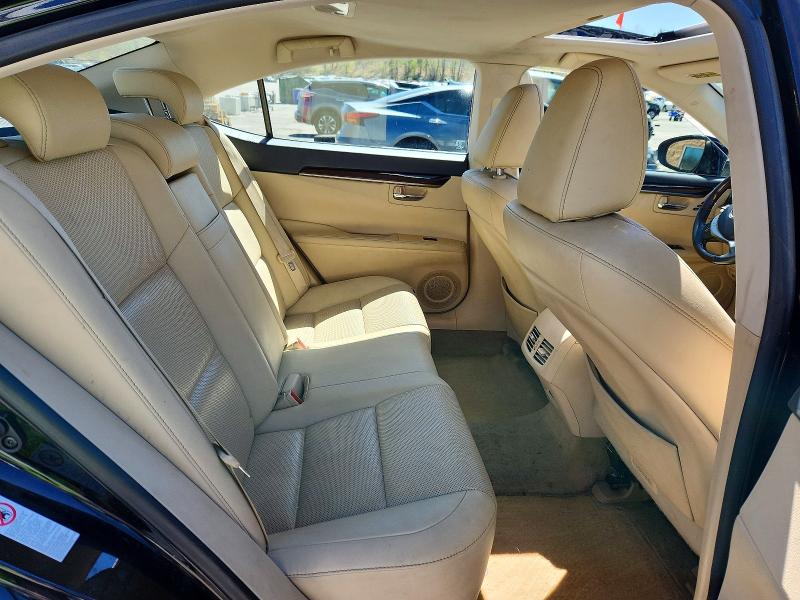 Продажа на аукционе авто 2015 Lexus Es, vin: JTHBK1GG8F2168878, номер лота: 50099886