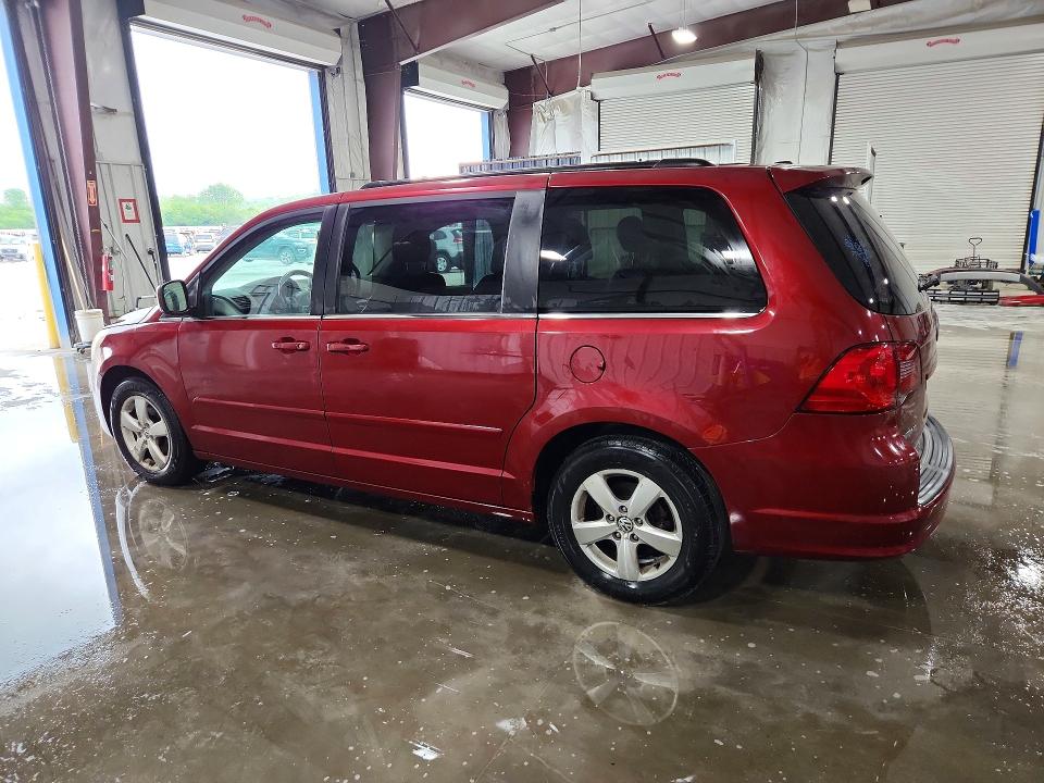 50974376 :رقم المزاد ، 2V4RW5DG4BR642990 vin ، 2011 Volkswagen Routan مزاد بيع
