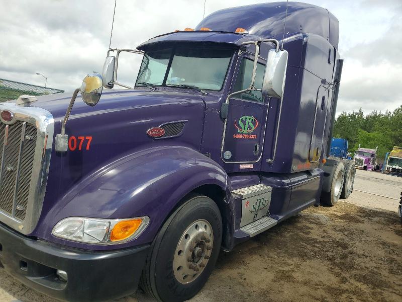 51795926 :رقم المزاد ، 1XPHD49X7BD131077 vin ، 2011 Peterbilt 386 مزاد بيع