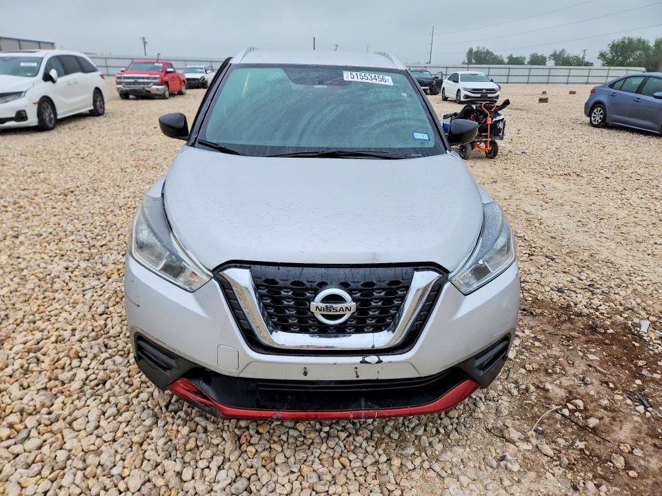 51553456 :رقم المزاد ، 3N1CP5CUXJL545375 vin ، 2018 Nissan Kicks مزاد بيع