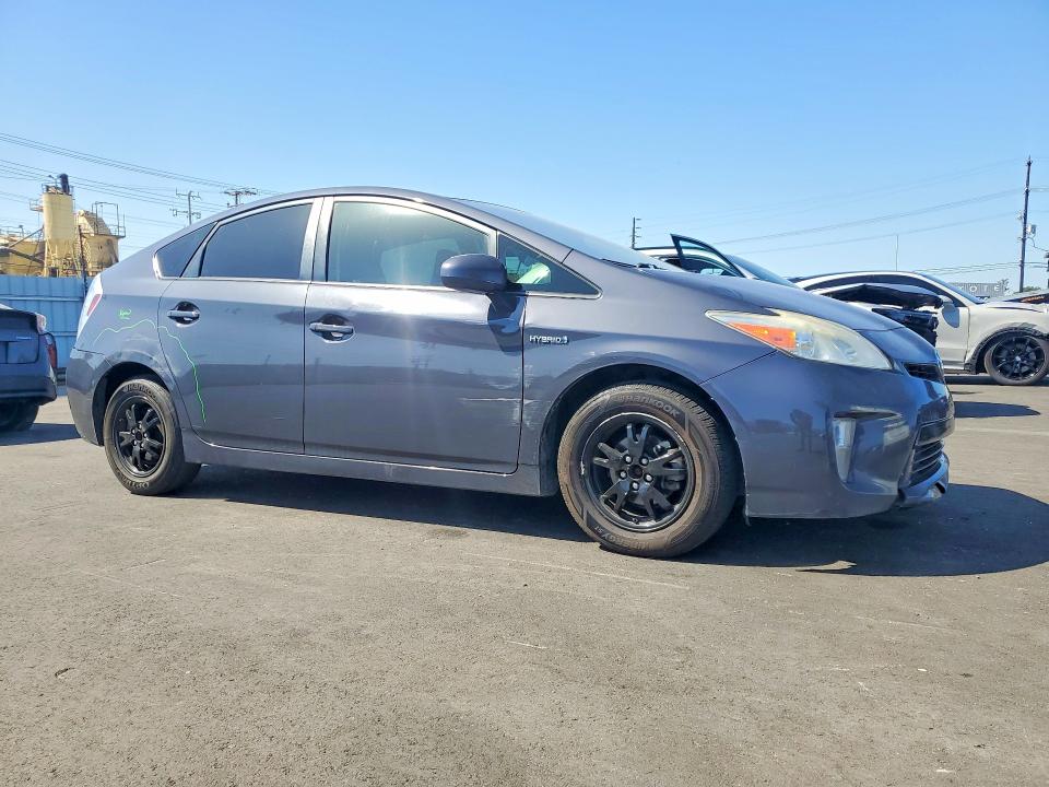 51822166 :رقم المزاد ، JTDKN3DU9F1997091 vin ، 2015 Toyota Prius مزاد بيع