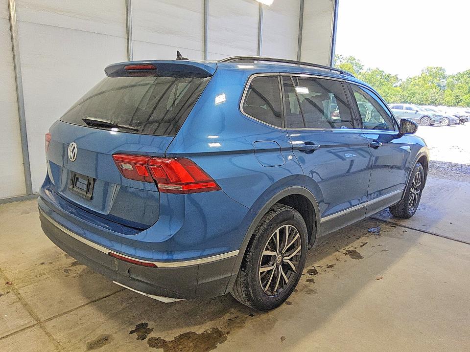Продажа на аукционе авто 2020 Volkswagen Tiguan, vin: 3VV3B7AX2LM113964, номер лота: 79464895