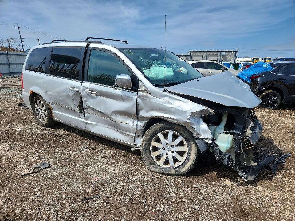2011 Chrysler Town & Country მანქანა იყიდება აუქციონზე, vin: 2A4RR8DG0BR713518, აუქციონის ნომერი: 49776796