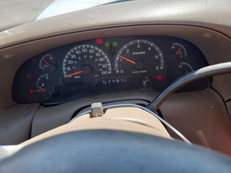 Продажа на аукционе авто 2002 Ford Expedition, vin: 1FMRU15W82LA17320, номер лота: 50161186