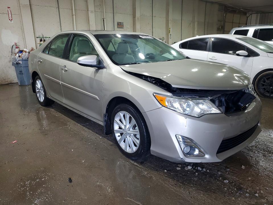 2014 Toyota Camry მანქანა იყიდება აუქციონზე, vin: 4T1BF1FK1EU787543, აუქციონის ნომერი: 49248076