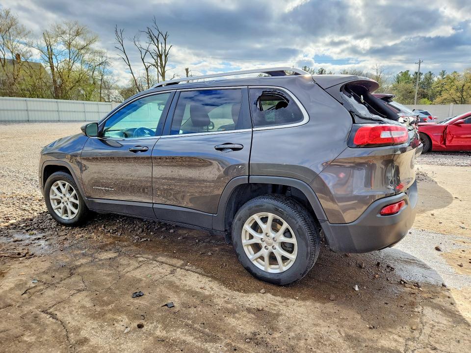 50461146 :رقم المزاد ، 1C4PJLCB4HW535576 vin ، 2017 Jeep Cherokee مزاد بيع