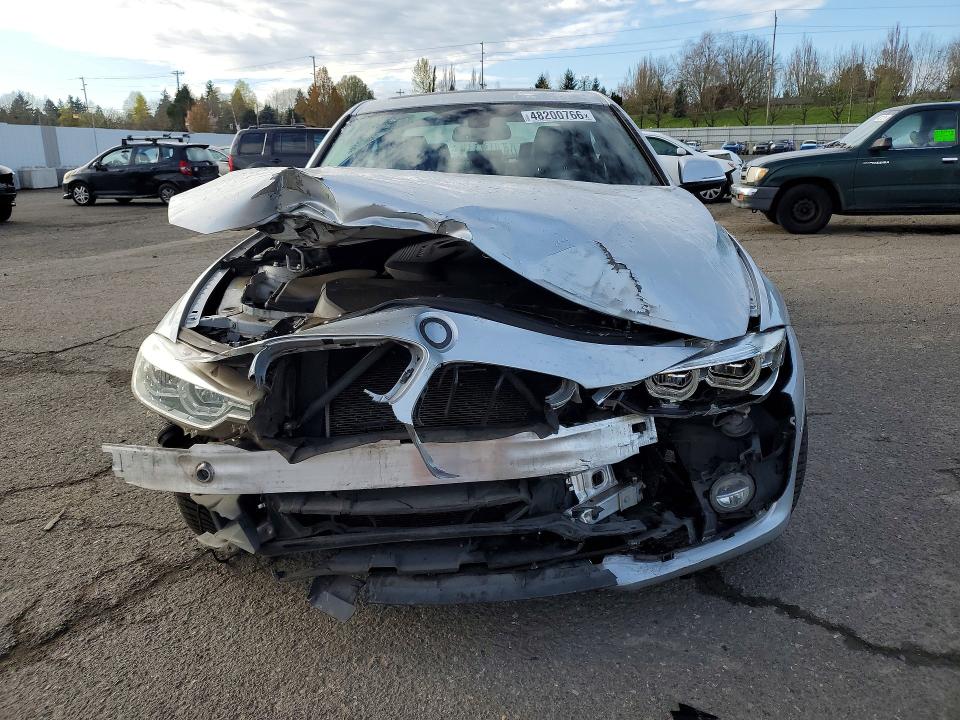 Продаж на аукціоні авто 2017 Bmw 330, vin: WBA8D9C38HA005936, номер лоту: 48200766
