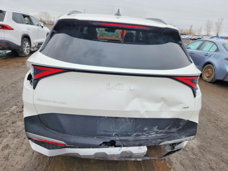 Продаж на аукціоні авто 2024 Kia Sportage, vin: KNDPVCDFXR7260006, номер лоту: 49641166