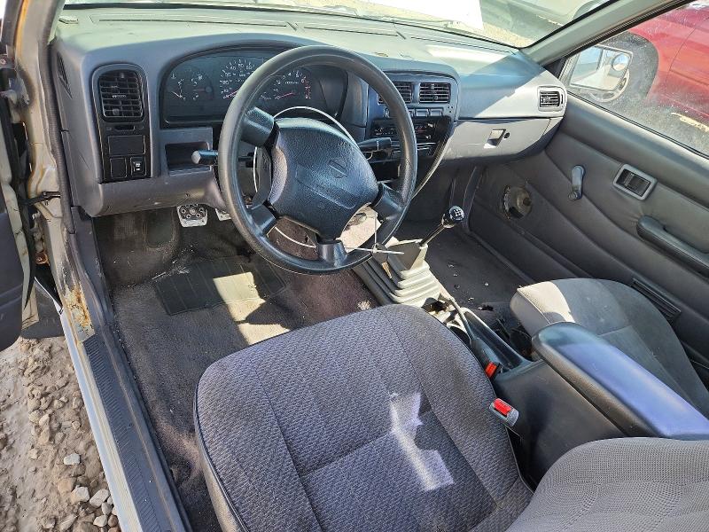 48541956 :رقم المزاد ، 1N6SD16S7TC381910 vin ، 1996 Nissan Truck مزاد بيع