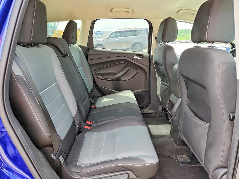 Продаж на аукціоні авто 2015 Ford Escape, vin: 1FMCU0GX4FUB05402, номер лоту: 51861806
