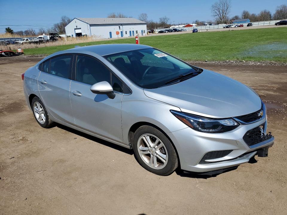 2017 Chevrolet Cruze მანქანა იყიდება აუქციონზე, vin: 1G1BE5SM0H7135613, აუქციონის ნომერი: 48709436