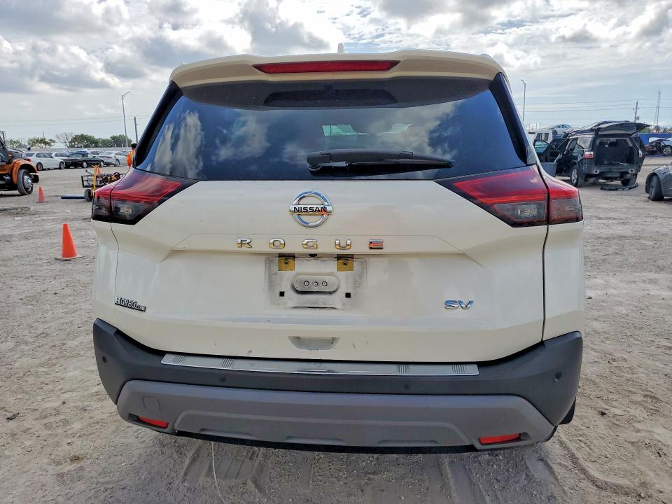 2021 Nissan Rogue მანქანა იყიდება აუქციონზე, vin: JN8AT3BA9MW014067, აუქციონის ნომერი: 52009036