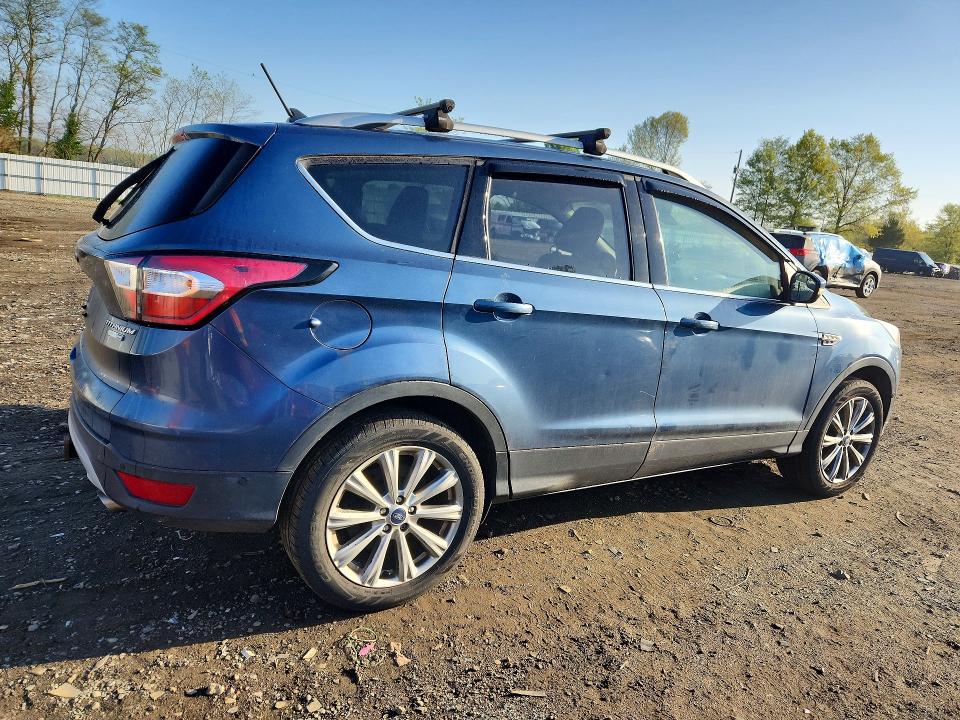 48544946 :رقم المزاد ، 1FMCU9J92JUA66963 vin ، 2018 Ford Escape مزاد بيع