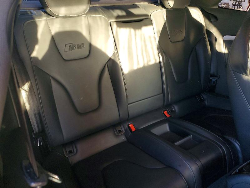 48606256 :رقم المزاد ، WAUCVAFR3CA003917 vin ، 2012 Audi S5 مزاد بيع