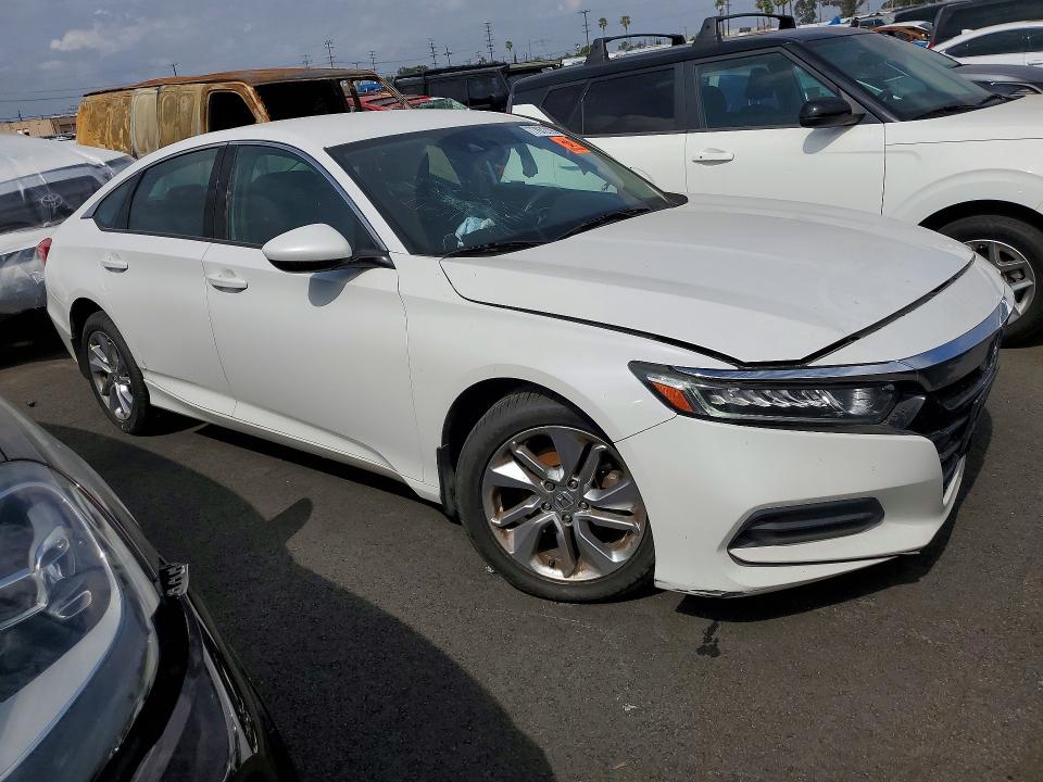 Aukcja sprzedaży 2018 Honda Accord, vin: 1HGCV1F18JA177090, numer aukcji: 77972195