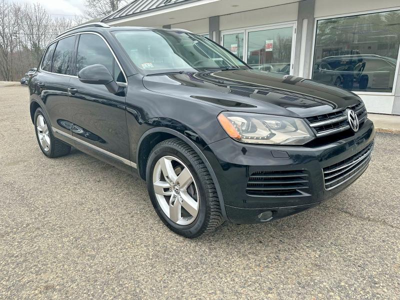 2011 Volkswagen Touareg მანქანა იყიდება აუქციონზე, vin: WVGFK9BP5BD006418, აუქციონის ნომერი: 51182686