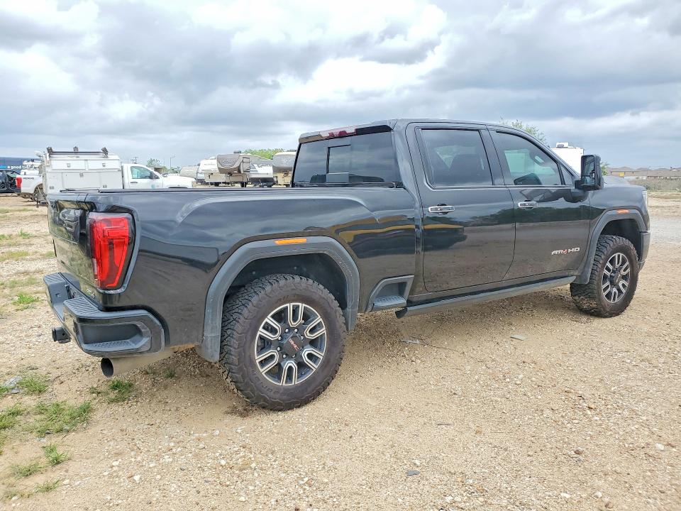 46877646 :رقم المزاد ، 1GT49PEY2NF178382 vin ، 2022 Gmc Sierra مزاد بيع