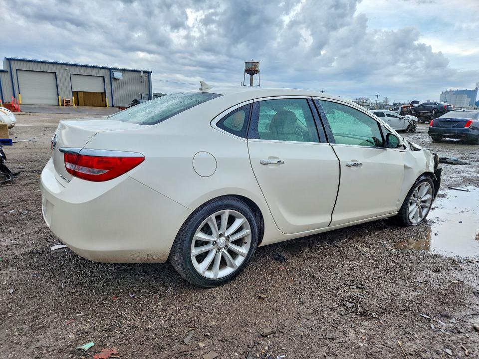 2013 Buick Verano მანქანა იყიდება აუქციონზე, vin: 1G4PP5SK3D4152922, აუქციონის ნომერი: 49831436