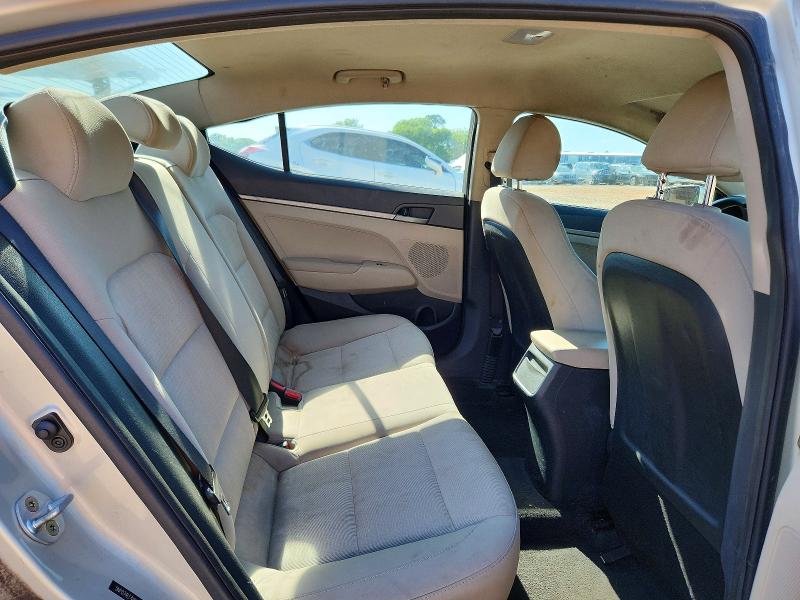 50403786 :رقم المزاد ، 5NPD74LF4HH103358 vin ، 2017 Hyundai Elantra مزاد بيع