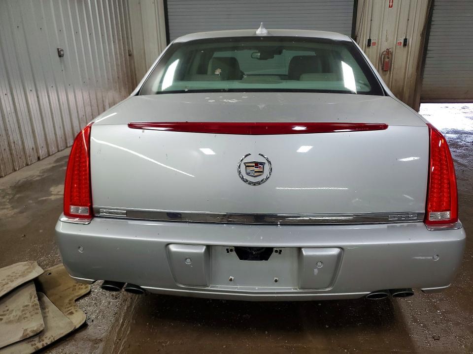 2010 Cadillac Dts მანქანა იყიდება აუქციონზე, vin: 1G6KH5EY7AU131419, აუქციონის ნომერი: 49247016