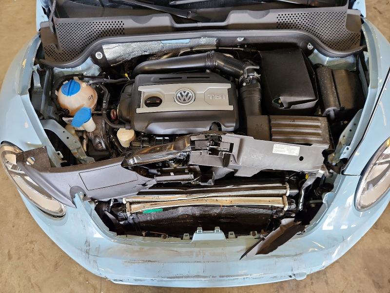 51720076 :رقم المزاد ، 3VW7A7ATXDM801189 vin ، 2013 Volkswagen Beetle مزاد بيع