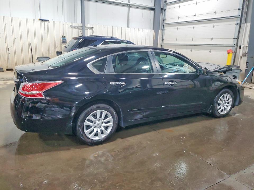 Продажа на аукционе авто 2015 Nissan Altima, vin: 1N4AL3AP0FN345362, номер лота: 49638936