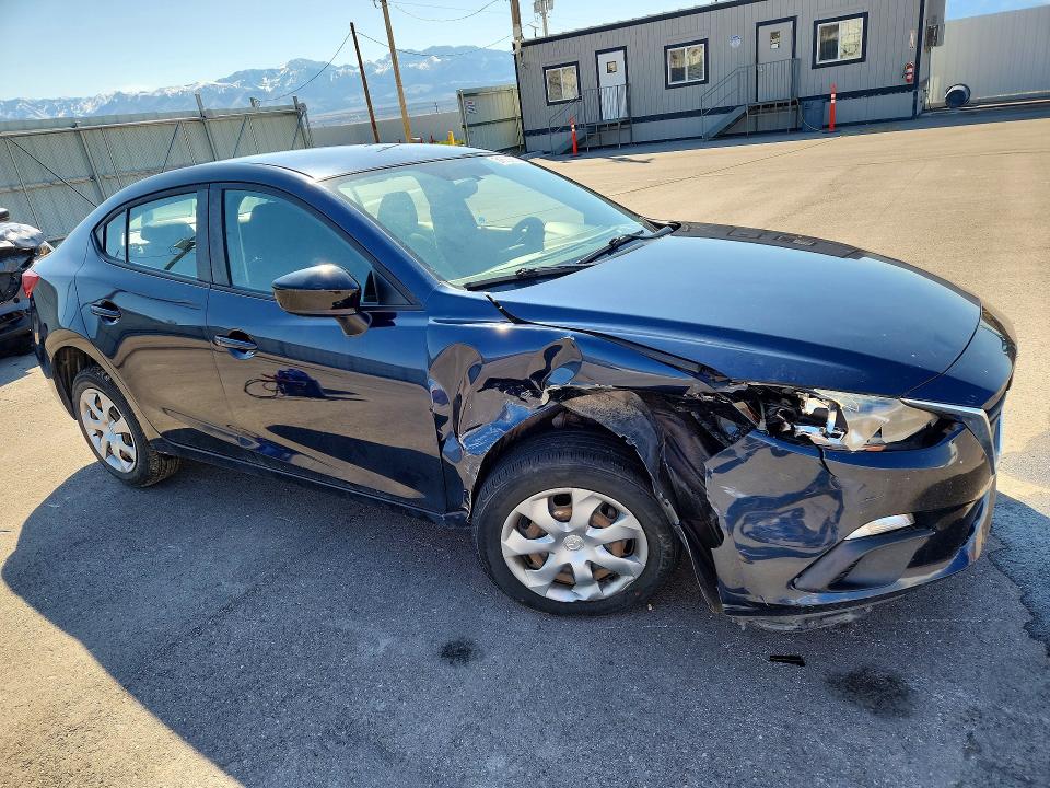 52412616 :رقم المزاد ، JM1BM1T70F1261675 vin ، 2015 Mazda 3 مزاد بيع